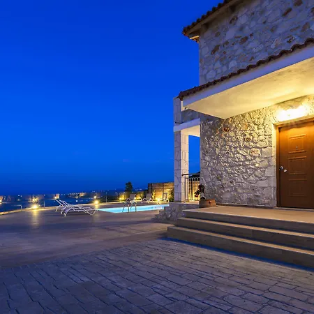 Orient Deluxe Villa Volimes